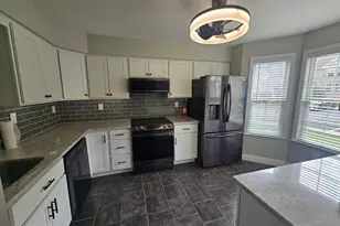249 Thia Ct, Coatesville, PA 19320 - Photo 3