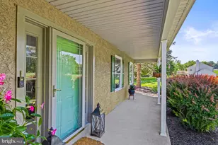 6 E Hunter Creek Ln, West Grove, PA 19390 - Photo 9