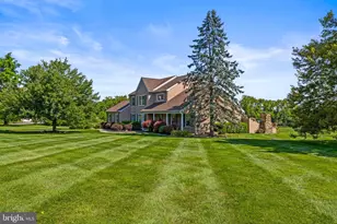 6 E Hunter Creek Ln, West Grove, PA 19390 - Photo 5
