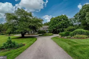 2 Steeplechase Ln, Malvern, PA 19355 - Photo 3
