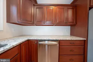 107 W Circular Ave, Paoli, PA 19301 - Photo 17