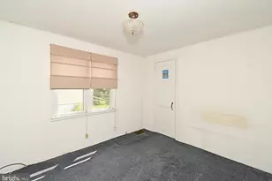 889 Old Lancaster Rd, Berwyn, PA 19312 - Photo 19