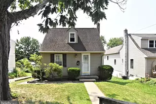 889 Old Lancaster Rd, Berwyn, PA 19312 - Photo 1