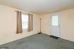 889 Old Lancaster Rd, Berwyn, PA 19312 - Photo 15