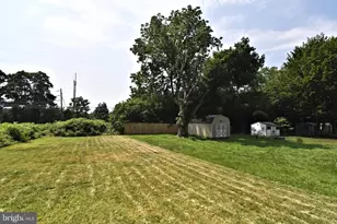 889 Old Lancaster Rd, Berwyn, PA 19312 - Photo 37