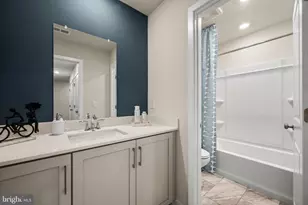 239 Bronze St, Phoenixville, PA 19460 - Photo 21