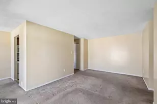 2419 Pond View Dr, West Chester, PA 19382 - Photo 7