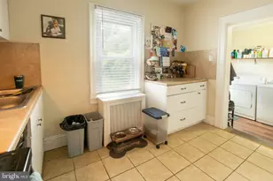 239/237 W Evergreen Ave, West Grove, PA 19390 - Photo 25