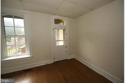 301 S Broad Street #7, Kennett Square, PA 19348 - Photo 5