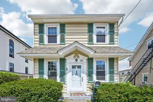 171 Chestnut St, Spring City, PA 19475 - Photo 1