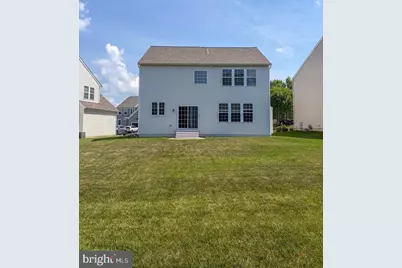 823 S Haines Circle, Downingtown, PA 19335 - Photo 3