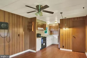 828 Spring City Rd, Phoenixville, PA 19460 - Photo 11