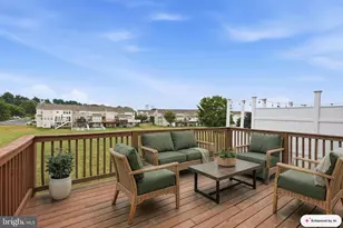 30 N Savanna Dr, Pottstown, PA 19465 - Photo 13