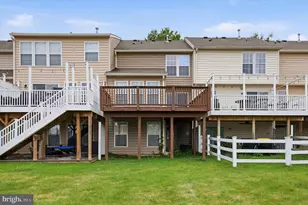30 N Savanna Dr, Pottstown, PA 19465 - Photo 15