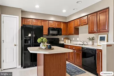 30 N Savanna Drive, Pottstown, PA 19465 - Photo 5
