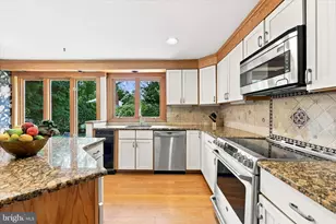 809 Cloverly Rd, Berwyn, PA 19312 - Photo 11