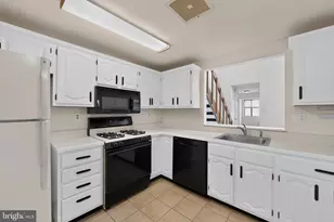 710 Mountainview Dr, Chesterbrook, PA 19087 - Photo 9