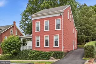 250 New St, Spring City, PA 19475 - Photo 3