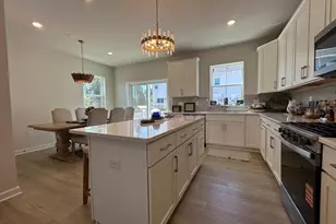 109 Mineral Ln, Phoenixville, PA 19460 - Photo 11