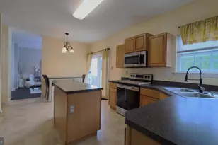 102 S Inverness Way, Coatesville, PA 19320 - Photo 5