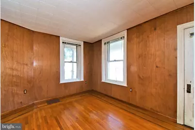 406 Broad Street, Spring City, PA 19475 - Photo 9