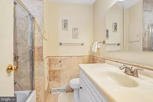33 Hastings Ct, Downingtown, PA 19335 - Photo 5