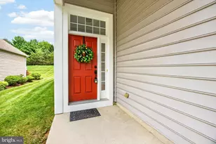 458 Mimosa Cir, Kennett Square, PA 19348 - Photo 3