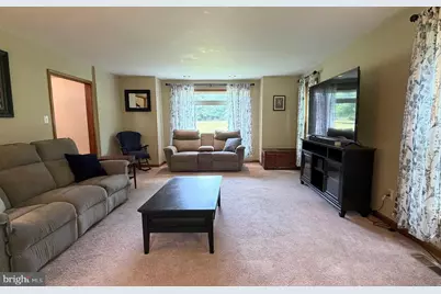 170 Lenora Lane, Downingtown, PA 19335 - Photo 9