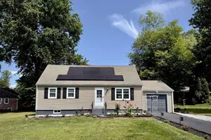 315 Oak Ln W, Exton, PA 19341 - Photo 1
