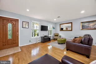 14 Windemere Ct, Downingtown, PA 19335 - Photo 7