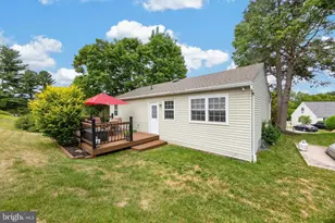 14 Windemere Ct, Downingtown, PA 19335 - Photo 5