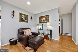 14 Windemere Ct, Downingtown, PA 19335 - Photo 9