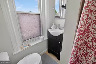 155/153 Washington Ave, Phoenixville, PA 19460 - Photo 11