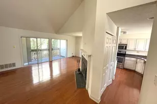 245 Carriage Ct, Chesterbrook, PA 19087 - Photo 7