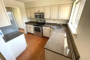 245 Carriage Ct, Chesterbrook, PA 19087 - Photo 13