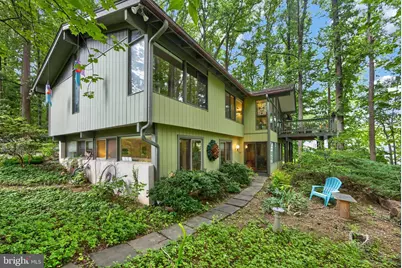 1048 Beaumont Road, Berwyn, PA 19312 - Photo 1