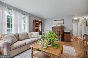 528 Chester Ave, Phoenixville, PA 19460 - Photo 3
