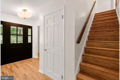 1038 Edgewood Chase, Glen Mills, PA 19342 - Photo 3