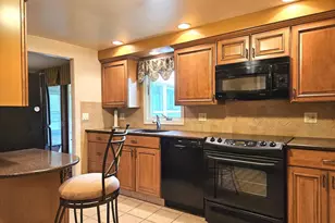 182 Seltzer Ave, Coatesville, PA 19320 - Photo 7