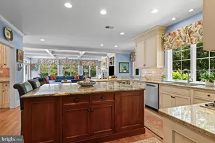 225 Sugartown Rd, Devon, PA 19333 - Photo 23