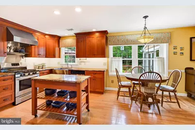 105 Lakeview Drive, Coatesville, PA 19320 - Photo 11