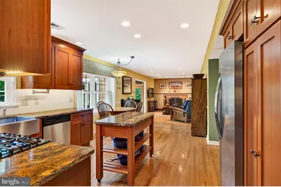 105 Lakeview Drive, Coatesville, PA 19320 - Photo 9