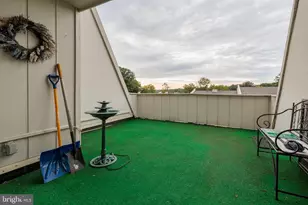 277 Summit House, West Chester, PA 19382 - Photo 9