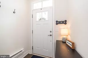 331 Foundry St, Phoenixville, PA 19460 - Photo 3