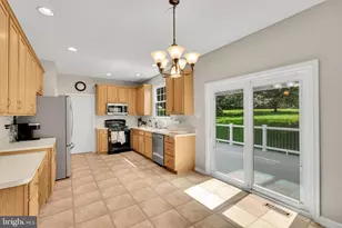 8 Sweet Briar Rd, Coatesville, PA 19320 - Photo 15