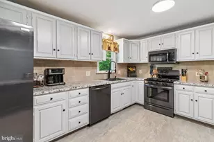 230 Dove Dr, Honey Brook, PA 19344 - Photo 17