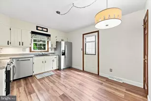 209 Wren Ct, Downingtown, PA 19335 - Photo 9