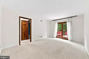 209 Wren Ct, Downingtown, PA 19335 - Photo 5