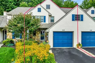 546 Kennelwoods Dr, Elverson, PA 19520 - Photo 1
