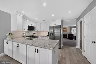 165 Lewisville Ct, Phoenixville, PA 19460 - Photo 3